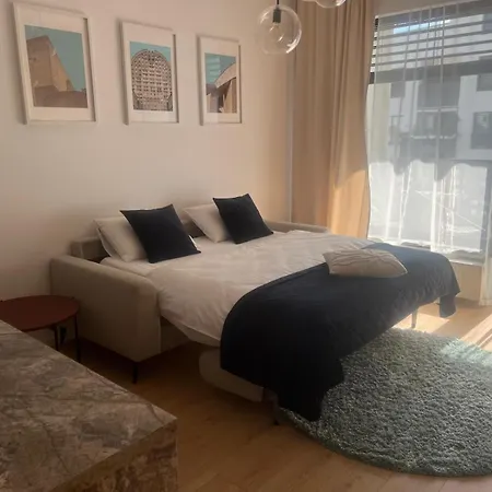Grand - Luxury With Free Parking Apartment Bratislava