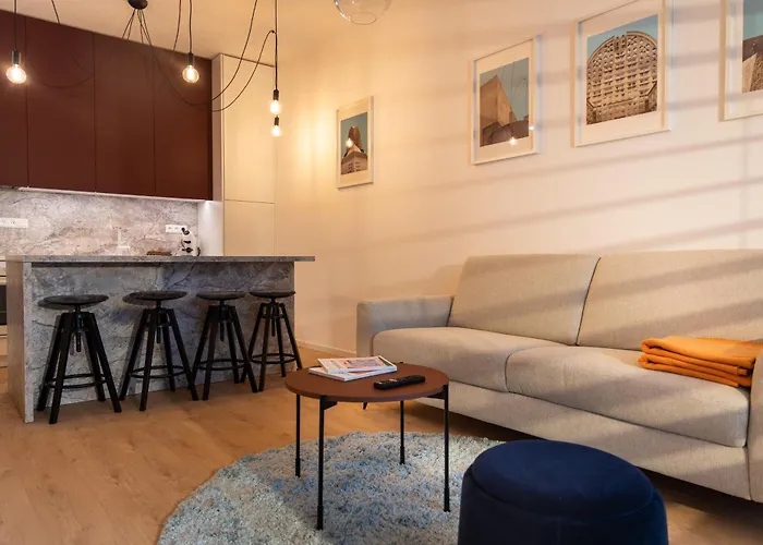 Grand - Luxury With Free Parking *