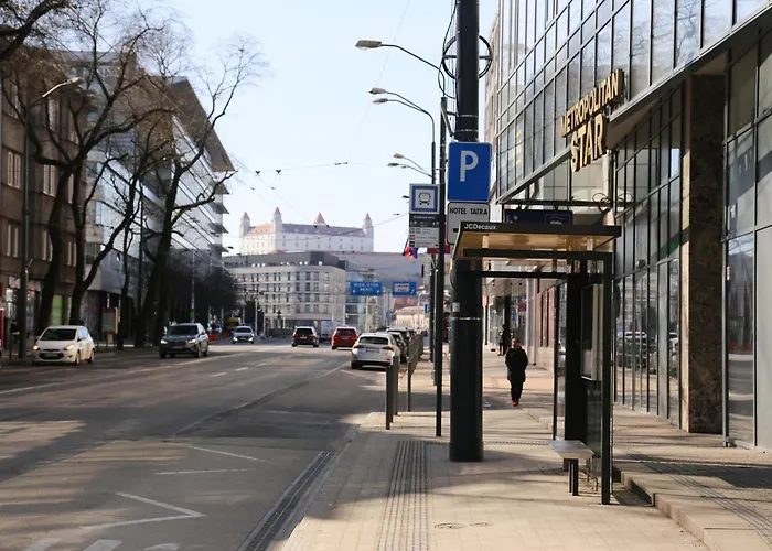 Grand - Luxury With Free Parking Bratislava